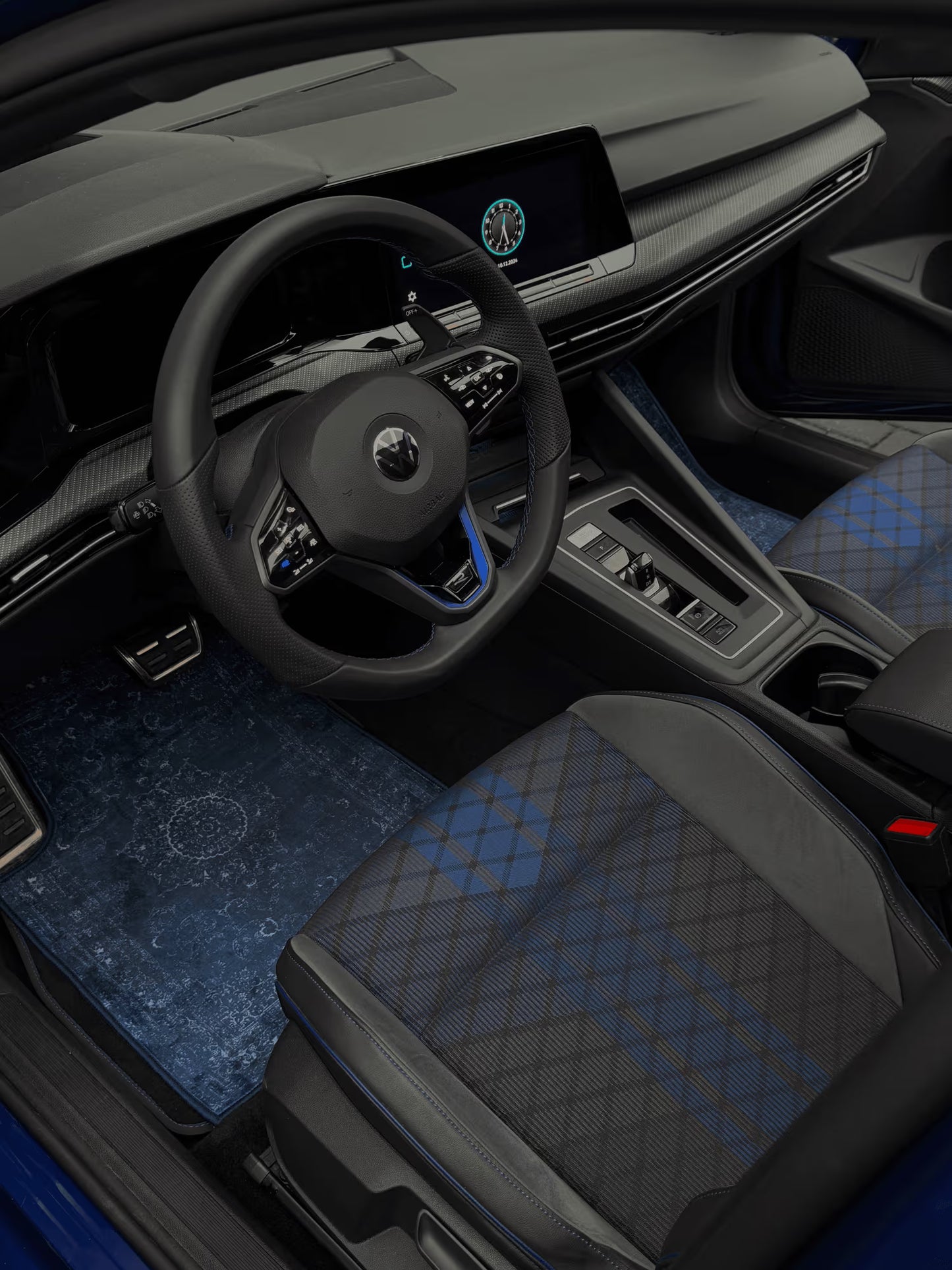 Ensemble de Tapis de Voiture Bleu Nuit – Design Oriental Élégant & Protection Complète (4 Pièces)